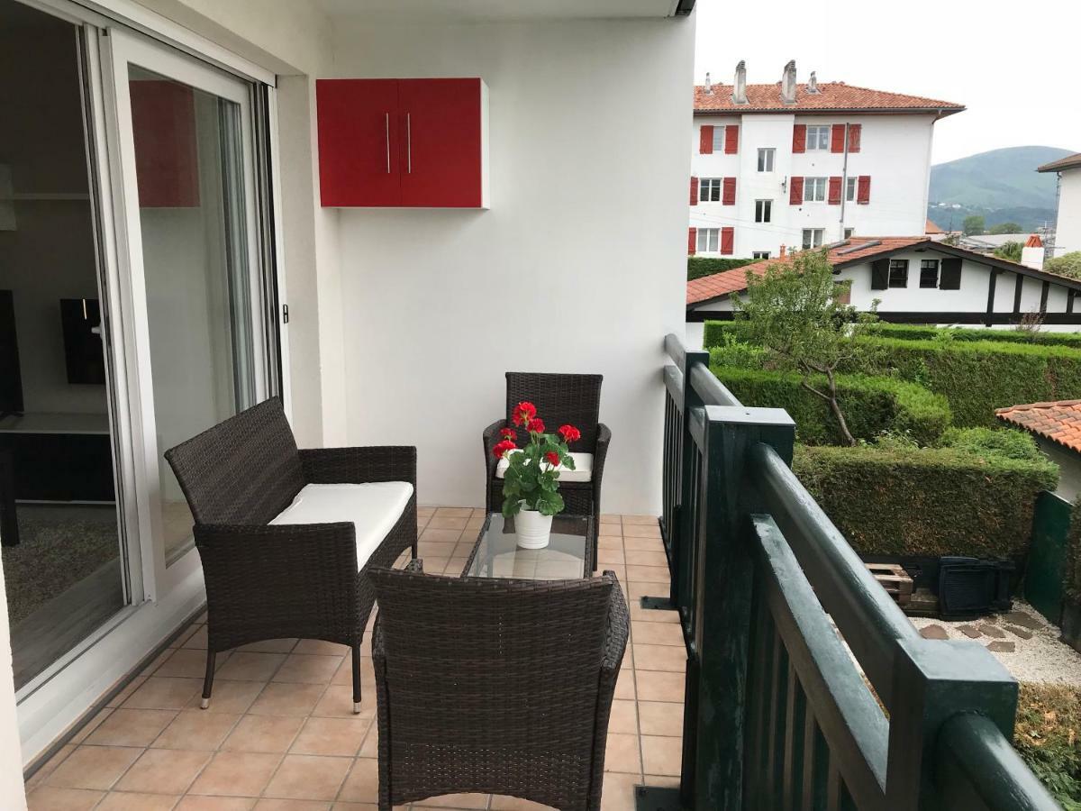 Port Bidassoa - T2 Coquet, Parking, Lit Xxl, Wifi, Pres De La Gare Hendaye Εξωτερικό φωτογραφία